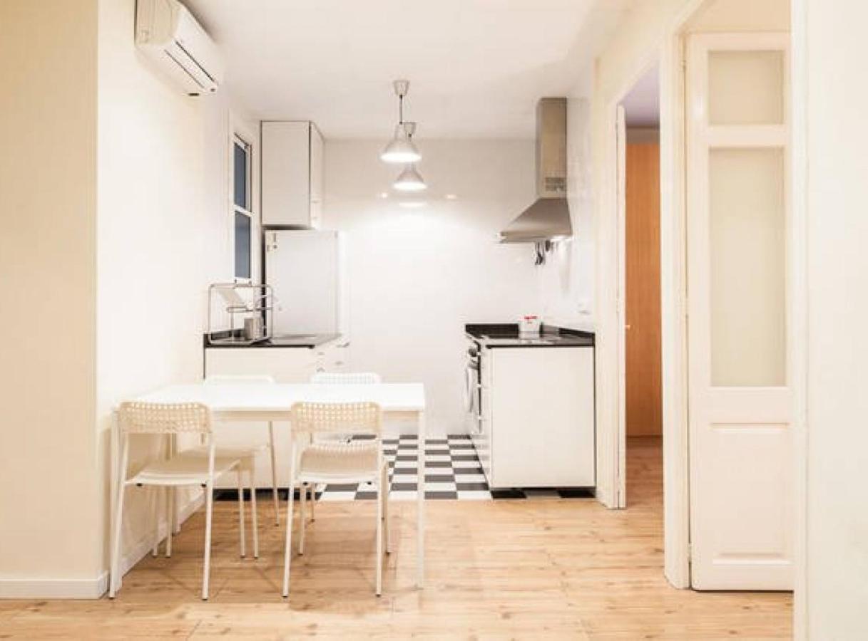 Piquer Appartement Barcelona Buitenkant foto
